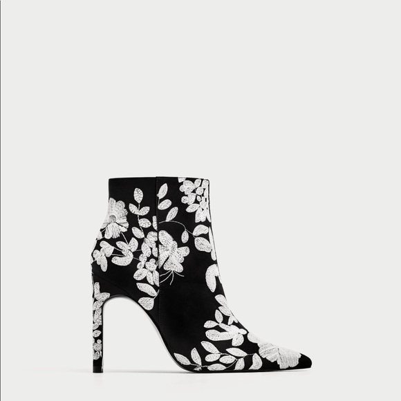 Zara Shoes - 🖤NWT - Zara Embroidered Booties🖤